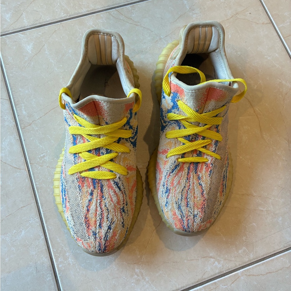 Adidas yeezy boost  Sneakers